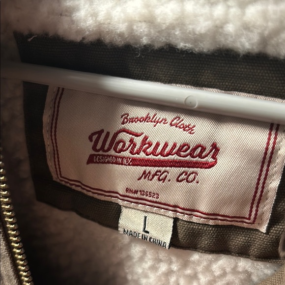 BRAND NEW Men's Brown Sherpa-Lined Jacket - Picture 3 of 8